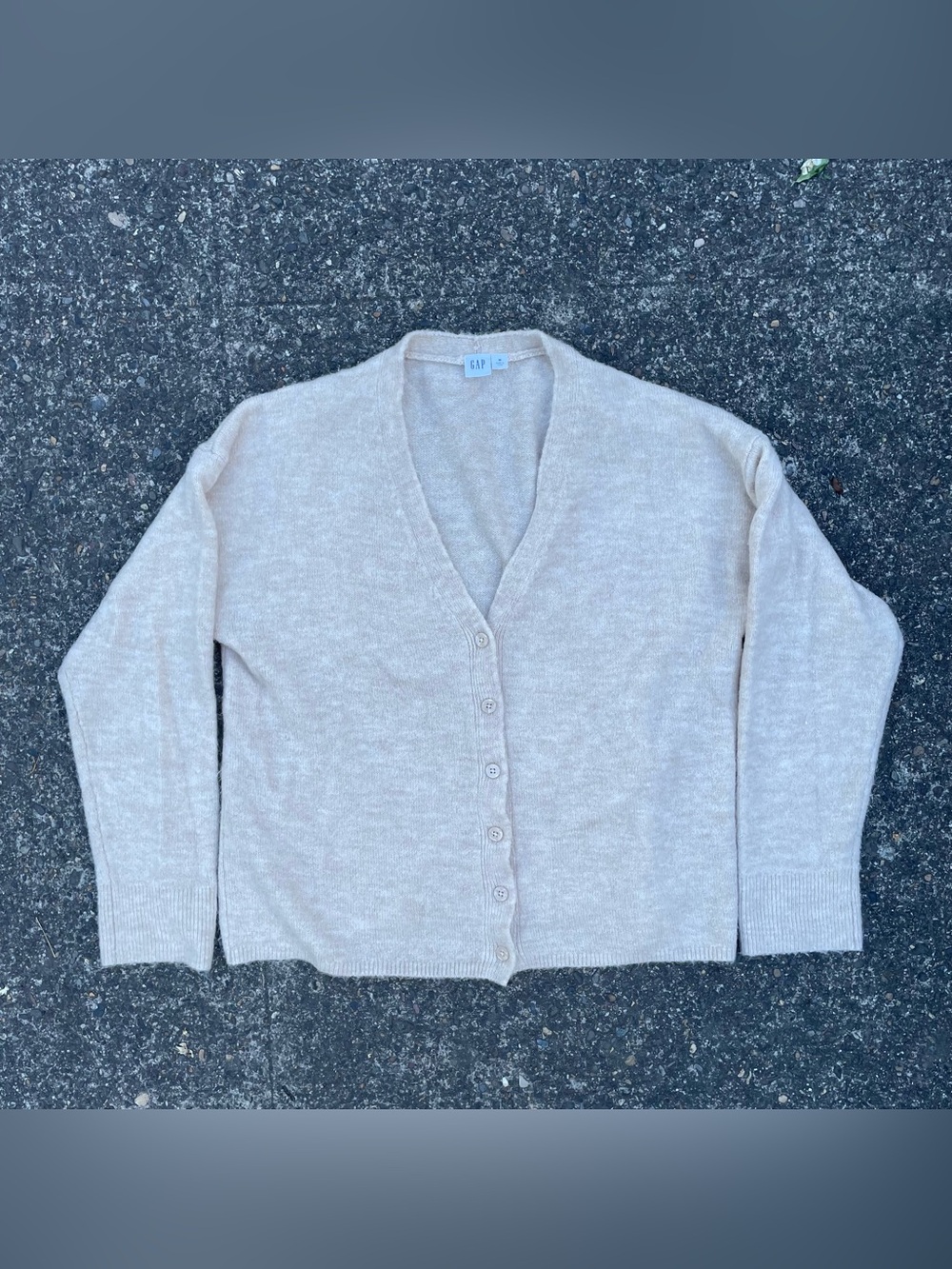 The Gap cardigan size women’s medium